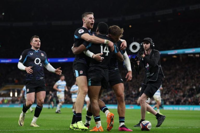découvrez pourquoi le rugby professionnel anglais a décidé d'abandonner le système de relégation, impactant ainsi la compétition et l'avenir des clubs.