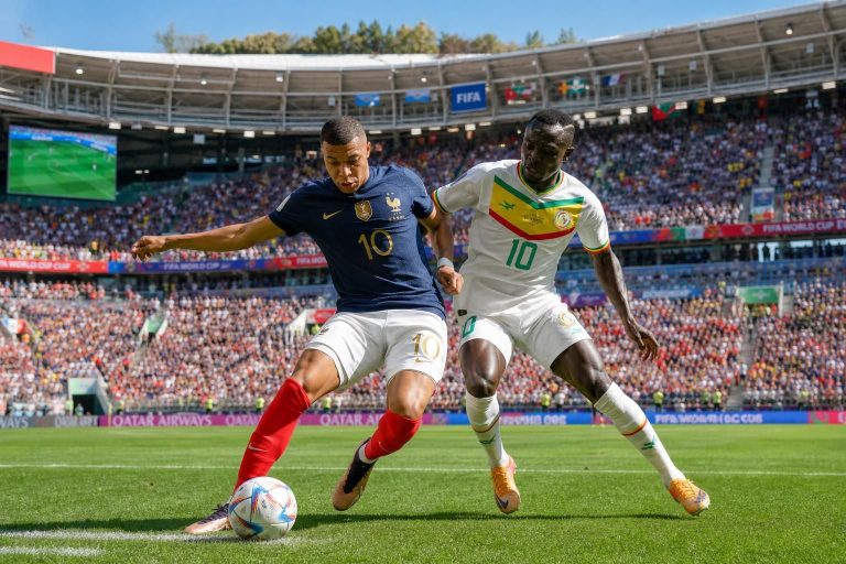 ne manquez rien du match france - sénégal en direct lors de la coupe du monde 2026. suivez le duel intense entre ces deux équipes avec nos commentaires et analyses en temps réel.