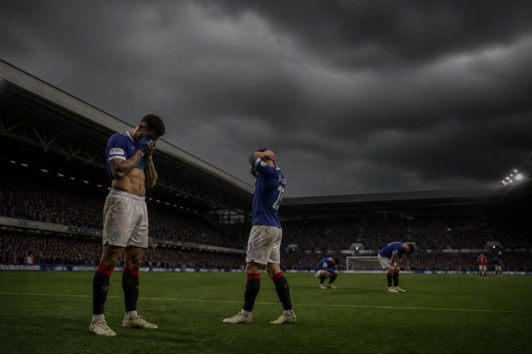 découvrez comment glasgow a franchi une étape historique mais difficile en ligue des champions, révélant une réalité crue pour le club et ses supporters.