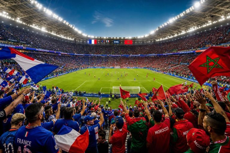suivez en direct le match intense france - maroc lors de la coupe du monde 2026. retrouvez tous les moments forts, scores et analyses en temps réel.